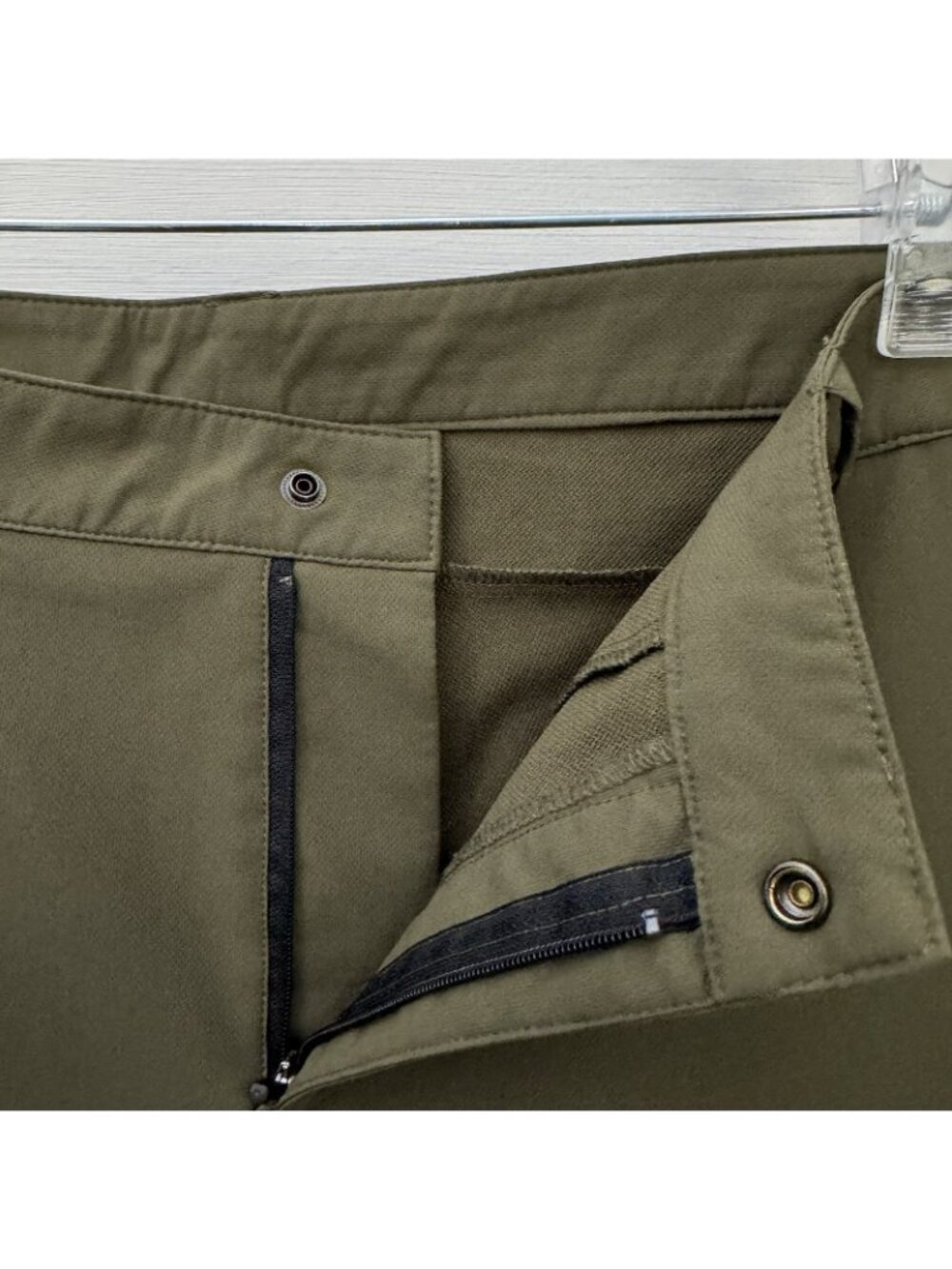 Z by Zella Women’s 34 Olive Performance Cargo Golf Travel Pants Stretch Tapered - Picture 6 of 8